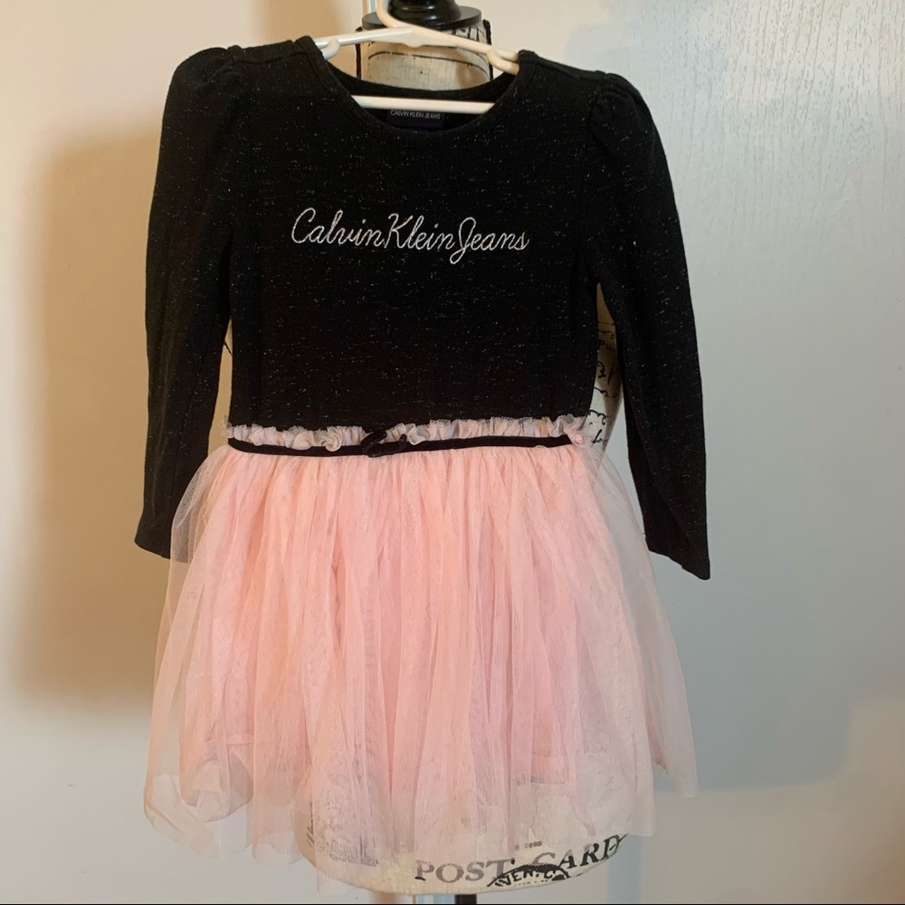 Calvin Klein girls dress size 3T